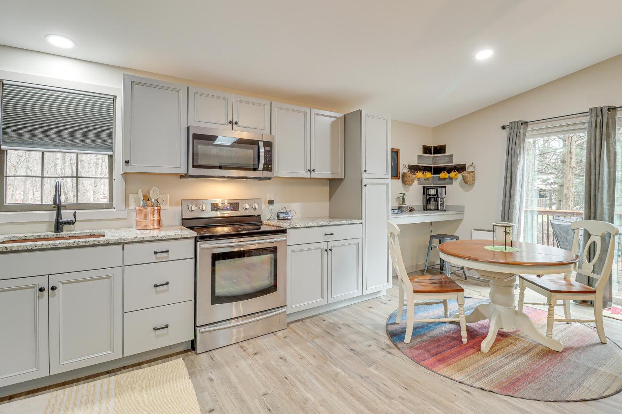 Quaint Retreat, Walk To Beach! * Jim Thorpe