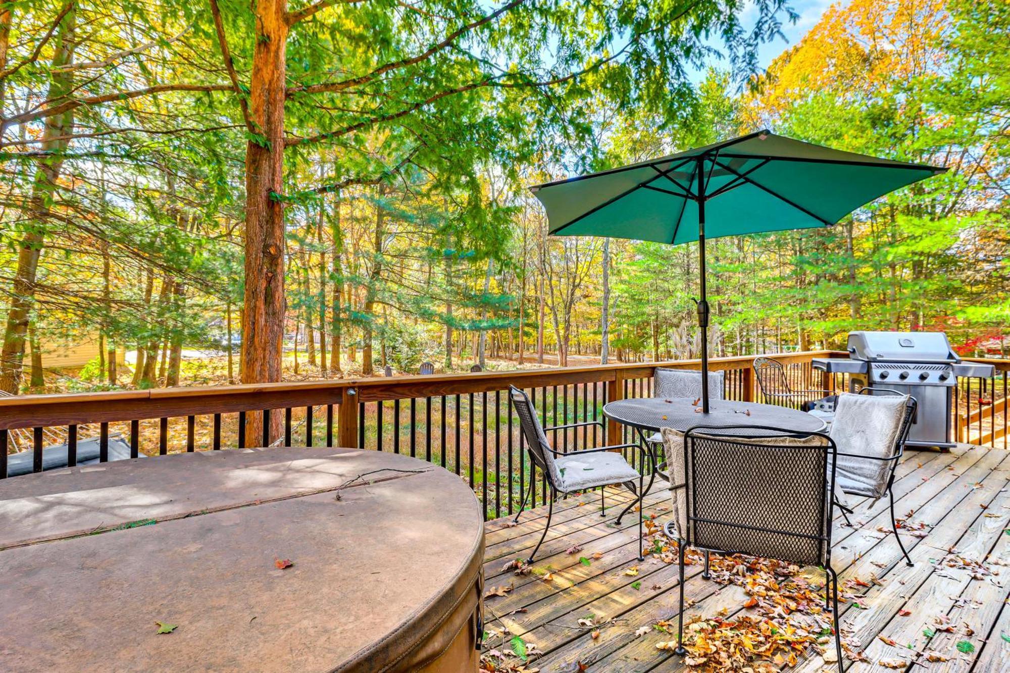 Holiday home Quaint Retreat, Walk To Beach!