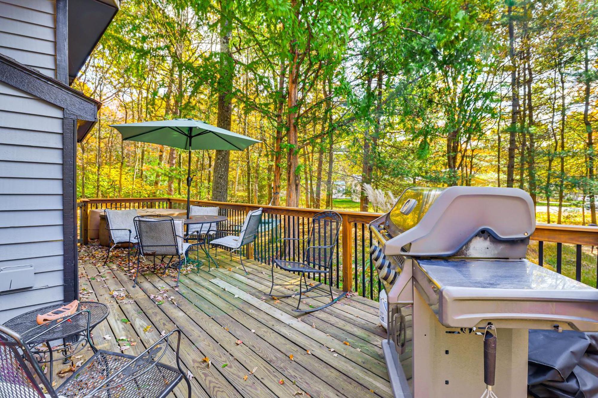 Quaint Retreat, Walk To Beach! Hébergement de vacances *